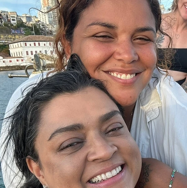 Preta Gil e Ju de Paulla por Reprodução