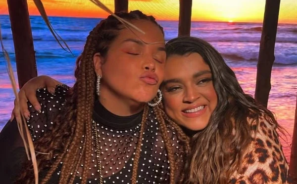 Preta Gil e Ju de Paulla