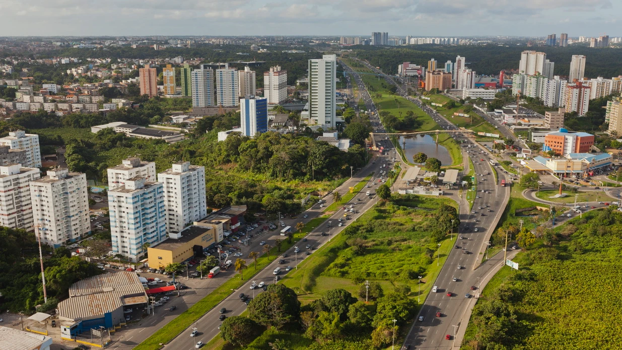 Imagem - Motoristas farão protesto na Av. Paralela contra preço dos combustíveis: 'A cidade vai parar'