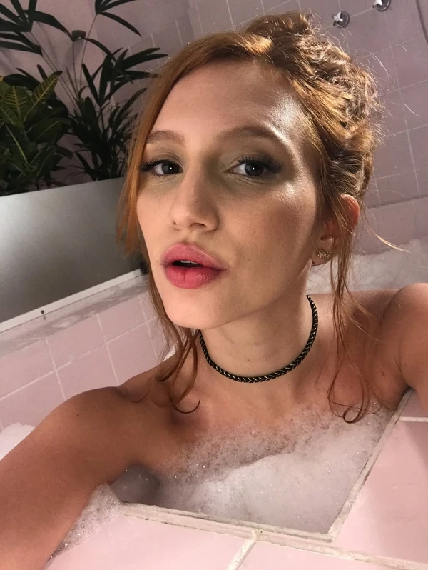 Lorena Comparato por Reprodução/Instagram