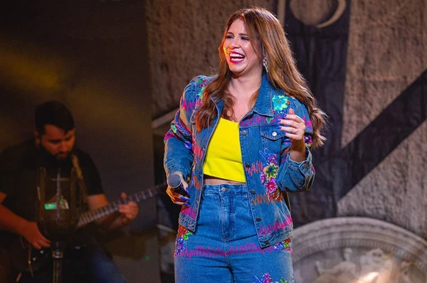 Marília Mendonça por Reprodução