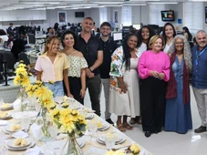 Imagem - Redação do Correio recebe degustação para eleger o melhor pãozinho delícia de 2025