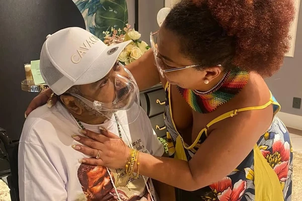 Arlindo Cruz precisou de cuidados especiais por Reprodução