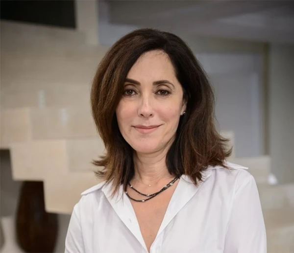Christiane Torloni   por Reprodução