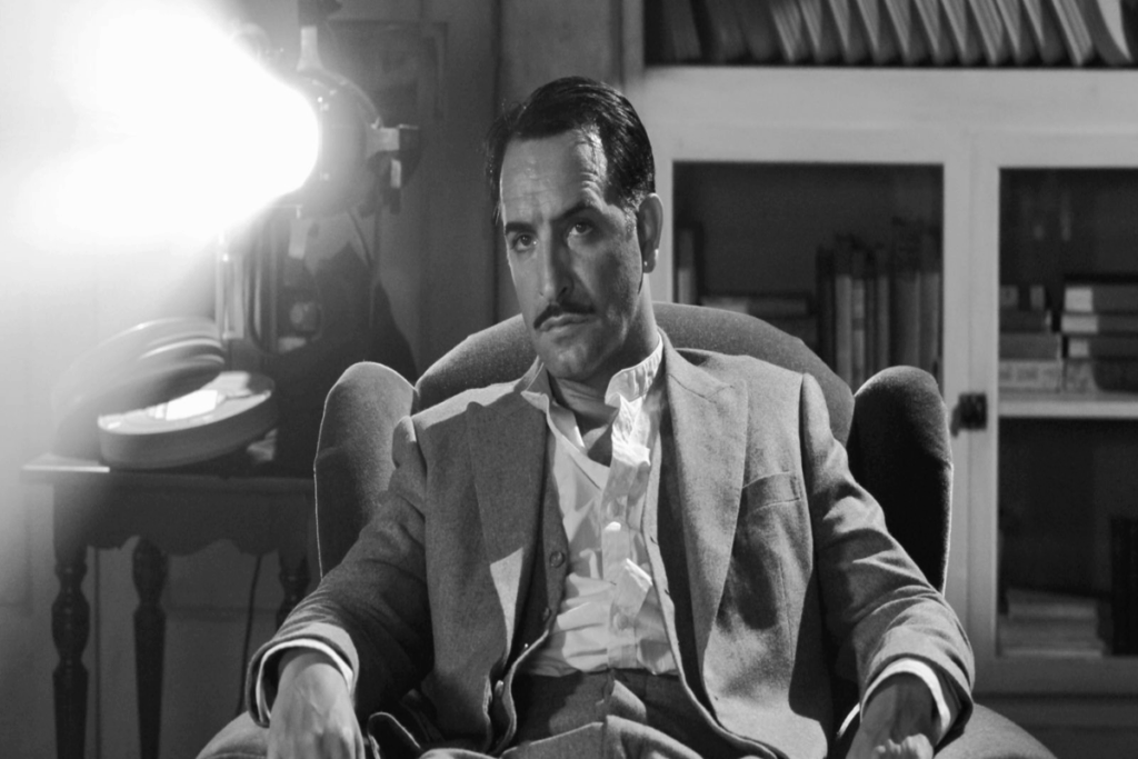 Em &#8220;O artista&#8221;, George Valentin resiste às transformações do cinema com medo de perder sua relevância (Imagem: Reprodução digital | PARIS FILMES)