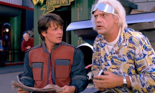Marty McFly (Michael J. Fox) e Doc Brown (Christopher Lloyd) em 'De Volta Para o Futuro' 
