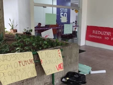 Imagem - Estudantes da Ufba ocupam prédio em protesto contra baixa oferta de vagas para o BI
