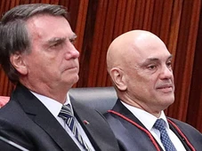 Imagem - Moraes diz que Bolsonaro cometeu 'irregularidade isolada' e não determina prisão