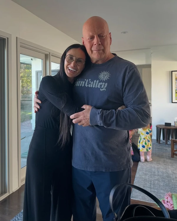 Bruce Willis por Reprodução/Instagram
