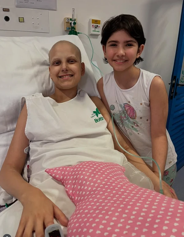 Camila Trevisol descobriu doença aos 14 anos por Reprodução