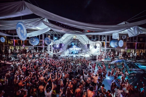 Ibiza Rocks Hotel por Divulgação
