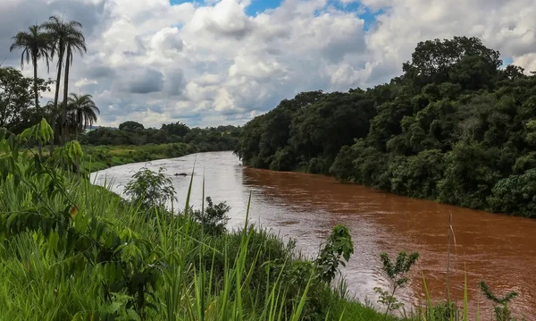 Minas Gerais tem ainda 77 barragens em níveis de emergência