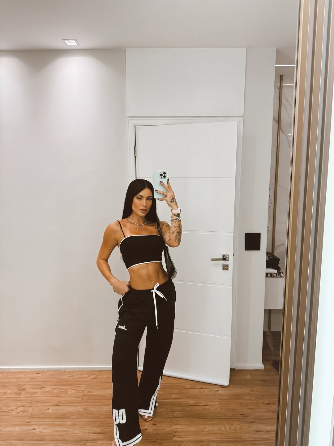 Rayane Figliuzzi por Reprodução/Instagram