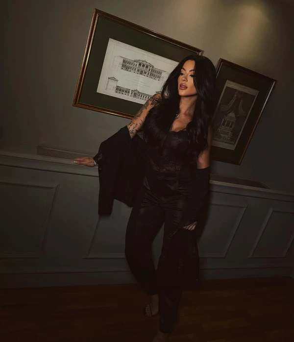 Rayane Figliuzzi por Reprodução/Instagram