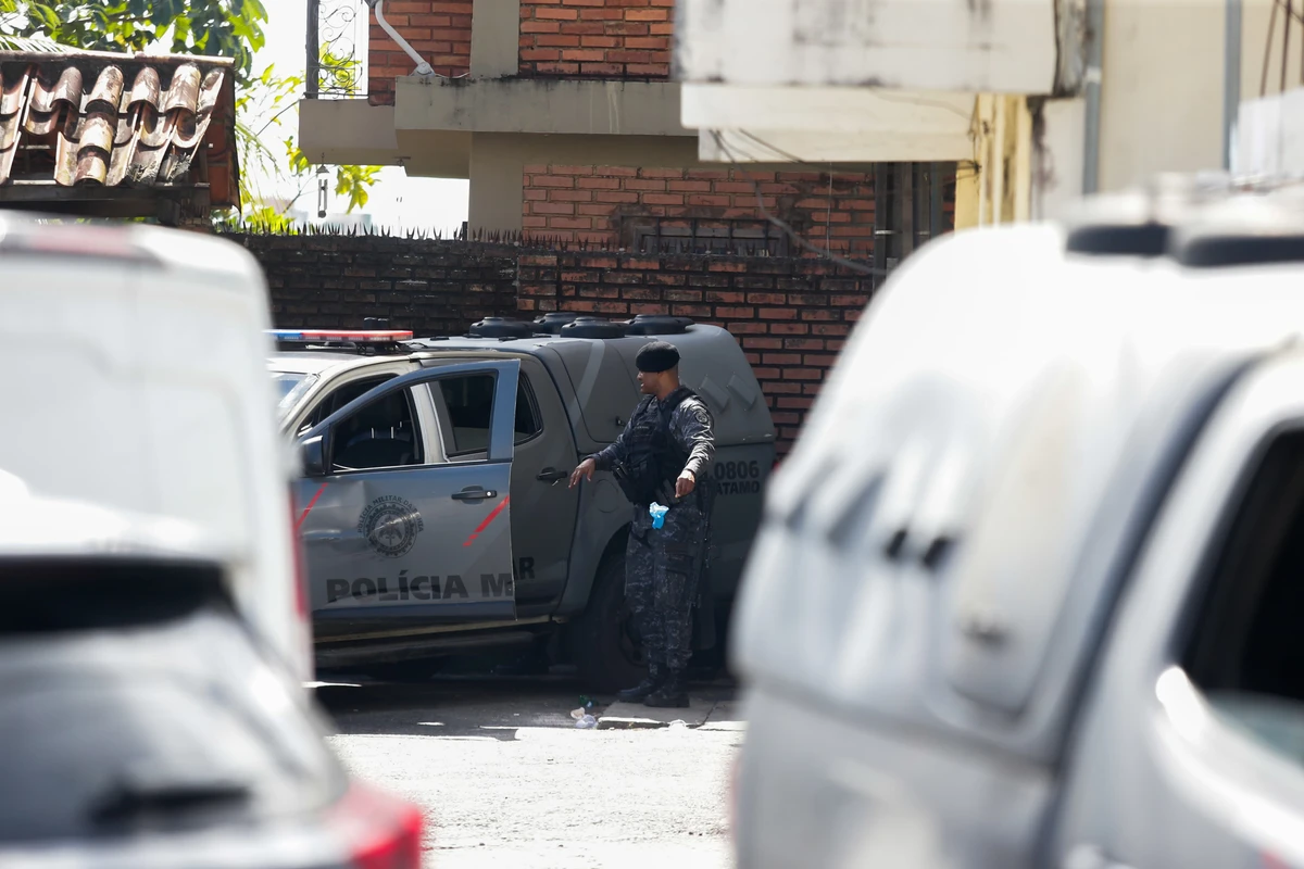 Tiroteio no Parque São Braz, no Engenho Velho da Federação por Arisson Marinho/CORREIO*