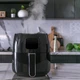 Imagem - Pode usar papel alumínio na air fryer? Veja o que dizem os especialistas
