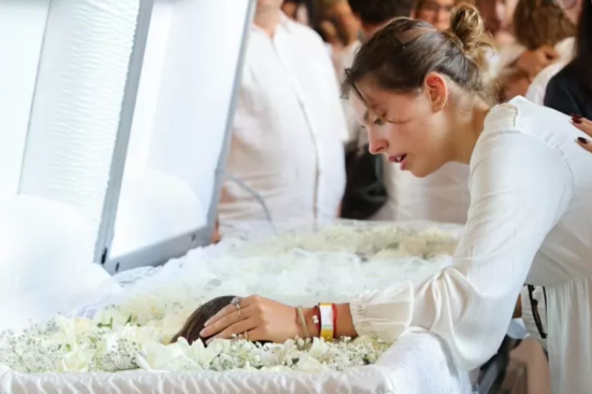 Atriz se despediu da amiga Preta Gil por Reprodução