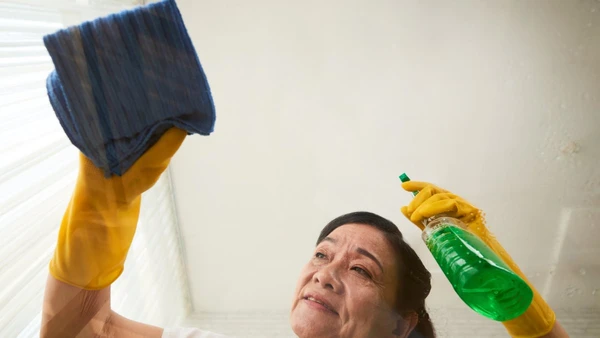 Cozinha, banheiro e até o controle remoto: veja os vilões invisíveis do seu lar