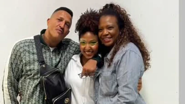 Eliane com Mano Brown e a filha por Reprodução/Redes Sociais 