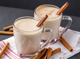 Leite com canela por Reprodução