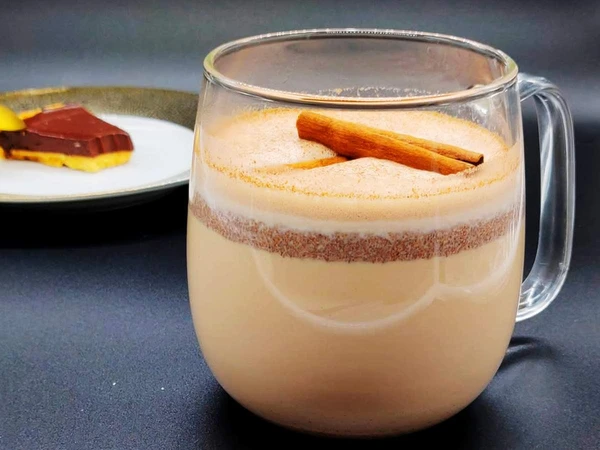 Leite com canela por Reprodução