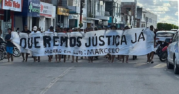 Moradores protestaram por conta da morte de Marcelo por Reprodução