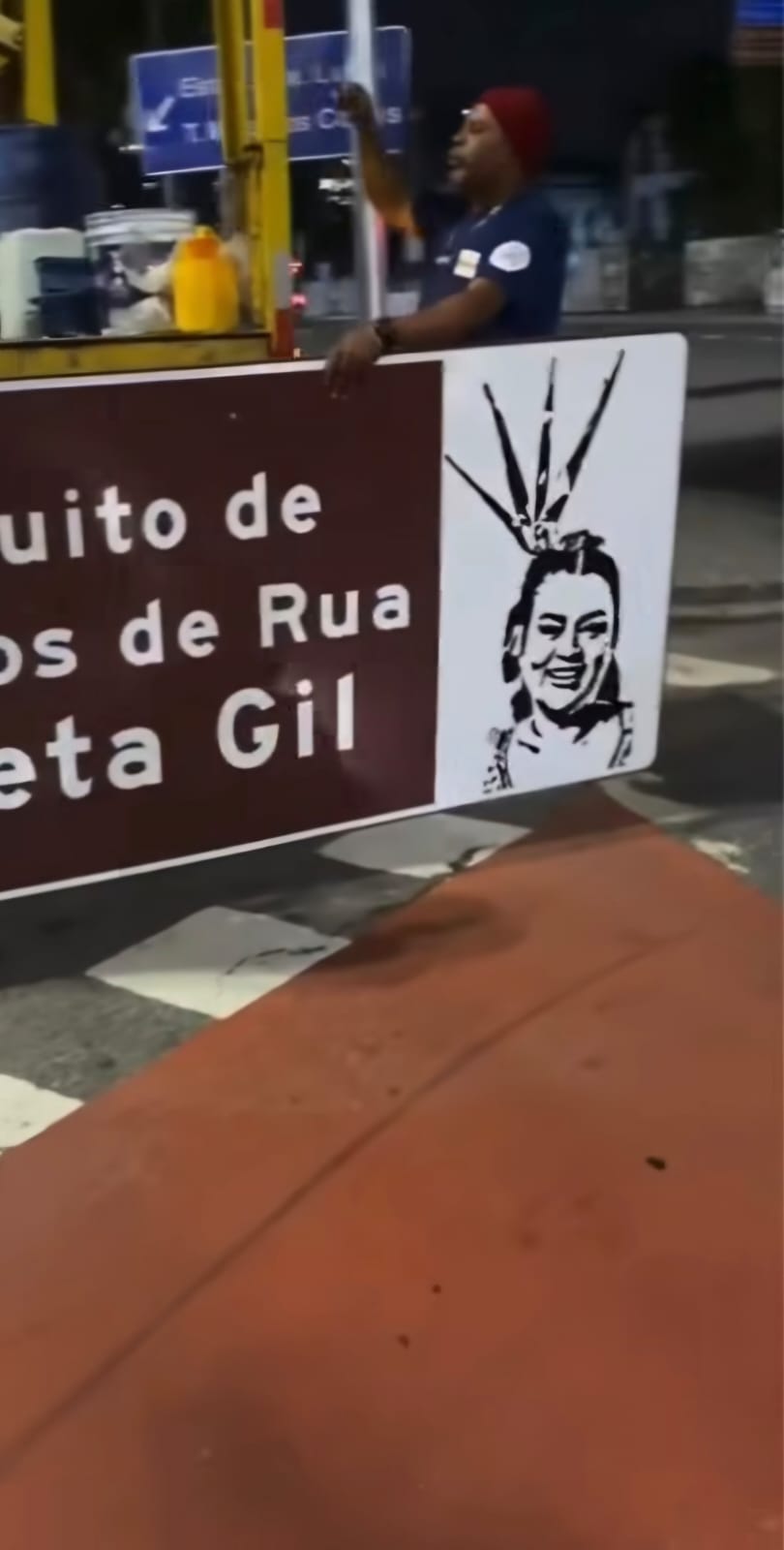Placas com nome de Preta Gil instaladas no Rio  por Reprodução/Redes Sociais 