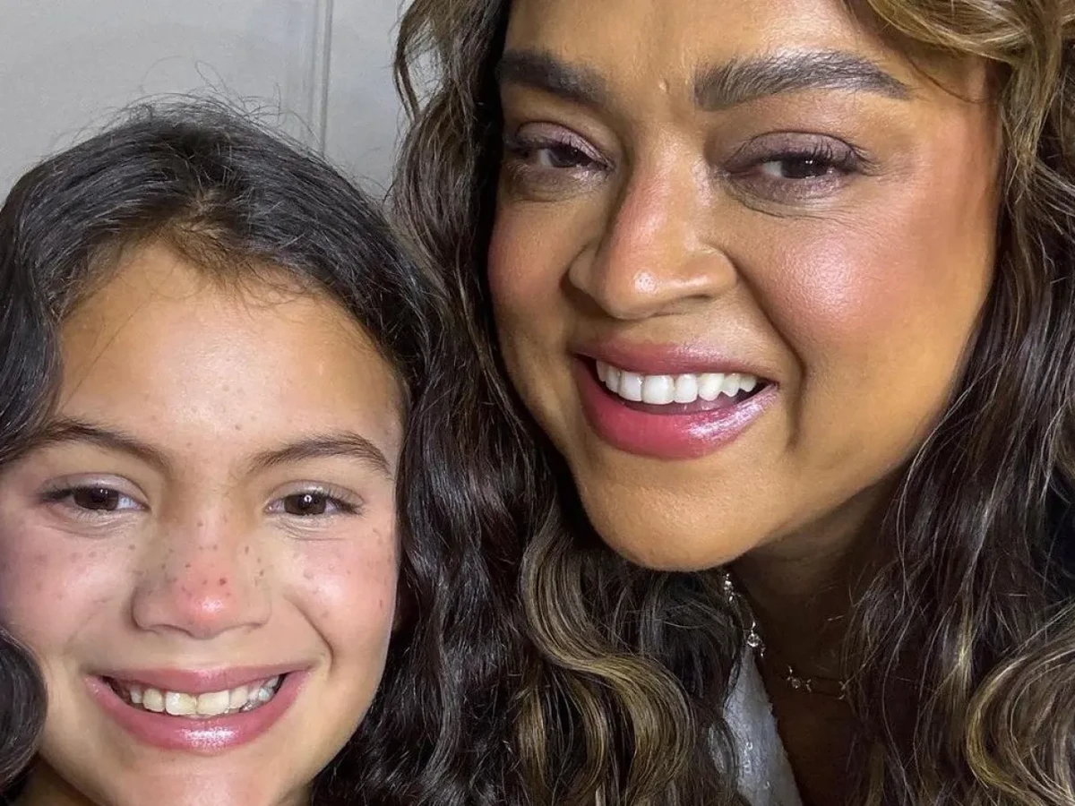 Preta Gil e a neta, Sol de Maria por Reprodução