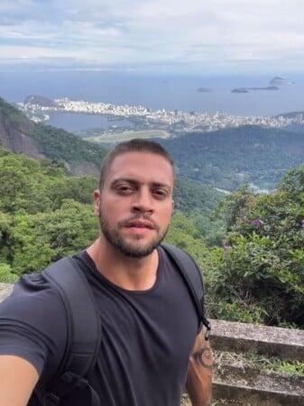 Rodrigo Godoy por Reprodução
