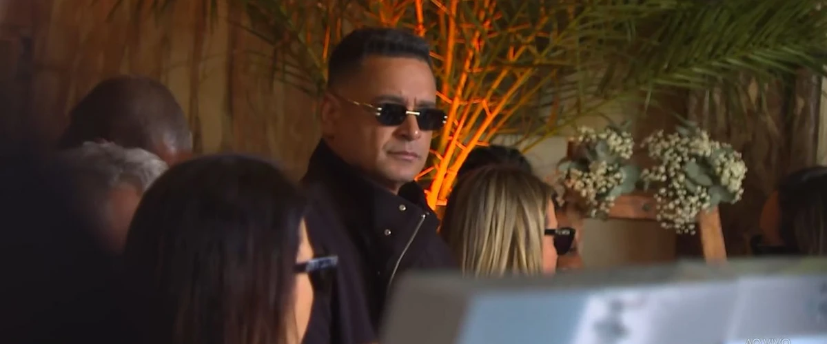 Xanddy e Carla Perez no velório de Preta Gil  por Reprodução/TV Globo