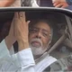 Imagem - Gilberto Gil recebe carinho de fãs durante cortejo do corpo de Preta Gil; veja vídeo