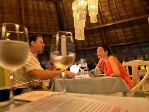 Julieta Silva e o marido Lucas Giménez, que a denunciou por agressão por auto-upload