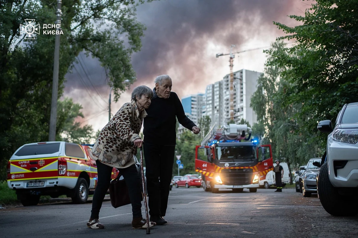 Mais de 500 drones e mísseis russos atacaram a Ucrânia no dia 4 de julho deste ano por Fotos Públicas