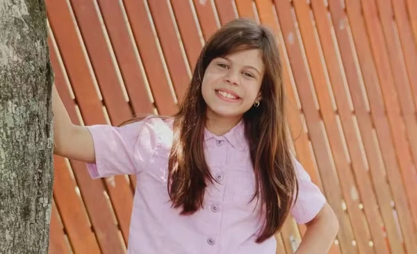 A atriz mirim Millena Brandão morreu aos 11 anos, em 2 de maio, em São Paulo, por conta de complicações causadas por um tumor cerebral por Reprodução