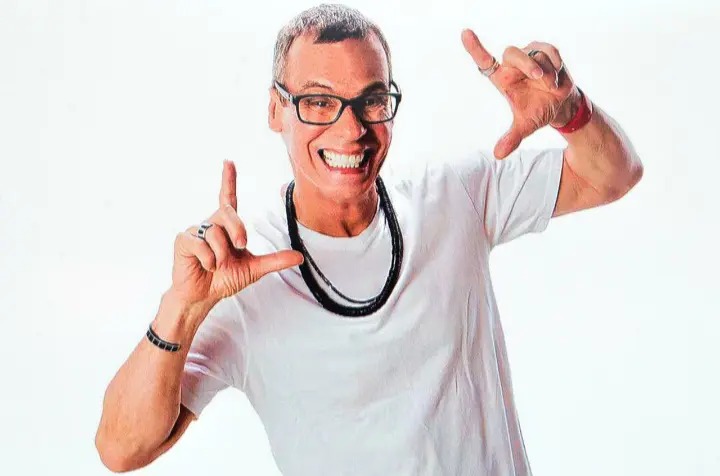 Bailarino e coreógrafo Carlinhos de Jesus por Reprodução