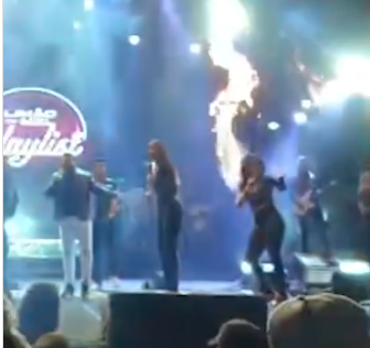 Cabelo de backing vocal da Limão com Mel pega fogo  por Reprodução