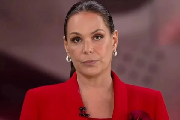 Carolina Ferraz por Reprodução