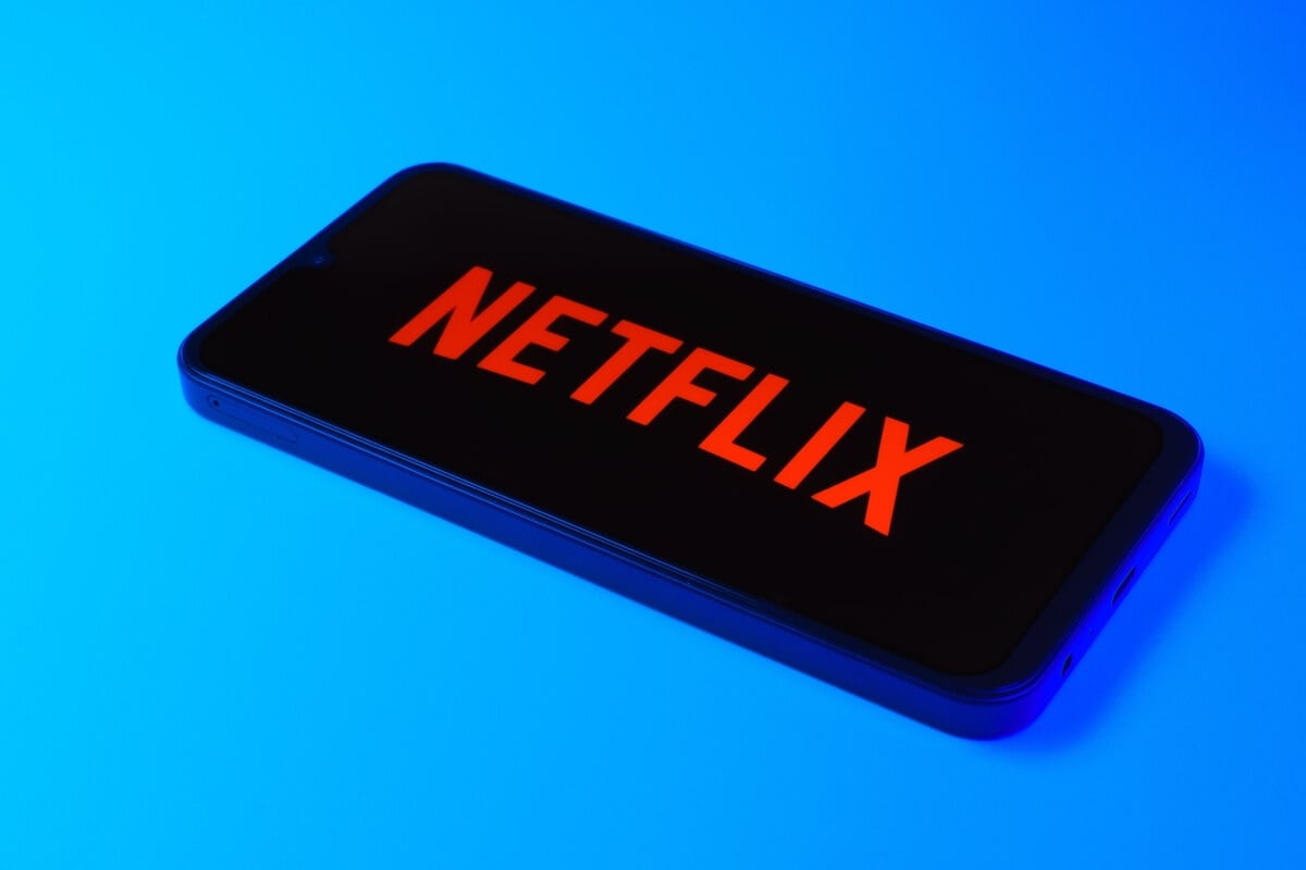 Os lançamentos reservam muita emoção, comédia e histórias envolventes para os assinantes da Netflix (Imagem: JarTee | Shutterstock)
