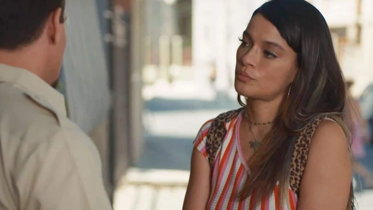 Ingrid Gaigher vive Lucimar, em Vale Tudo por Reprodução