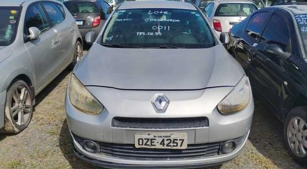 I/RENAULT FLUENCE DYN20A com R$ 6 mil de lance inicial por Reprodução