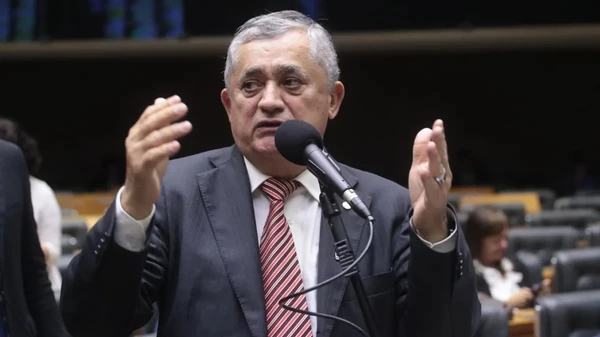 José Guimarães (PT-CE) por Câmara de Deputados