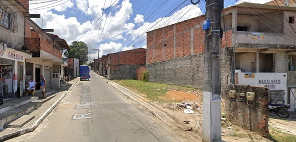 Mônica Ramos dos Santos foi morta no meio da rua por Reprodução