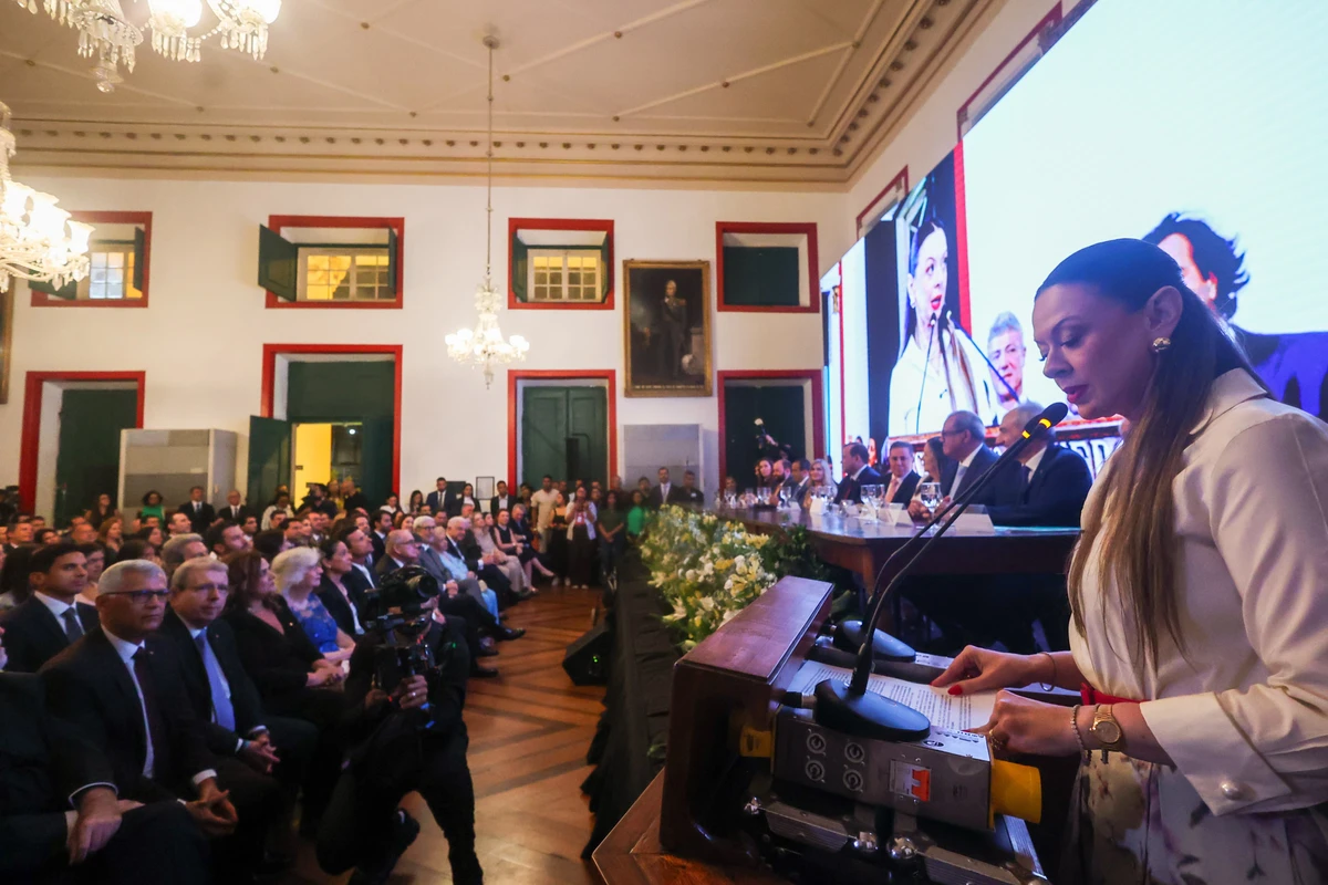 Isabela Suarez toma posse como presidente da Associação Comercial da Bahia e reúne empresariado e autoridades baianas por Marina Silva/CORREIO