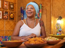 Imagem - Do tabuleiro ao sucesso internacional: baiana que conquistou a Europa abre novo restaurante na Ceasinha; conheça