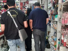 Imagem - Quatro farmácias são interditadas por venda ilegal de milhares de anabolizantes e remédios controlados