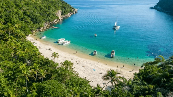 Angra dos Reis por Shutterstock
