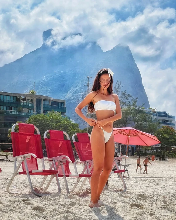 Cynthia Aparecida  por Reprodução/Instagram