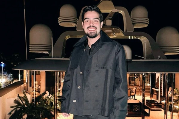 João Silva estreia em programa no SBT