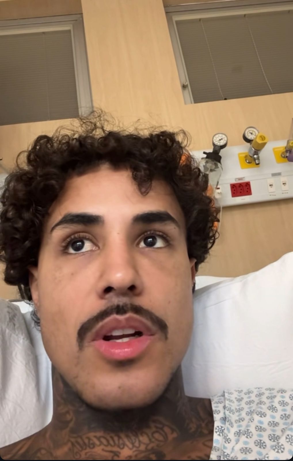 MC Livinho sofre acidente por Reprodução / Instagram