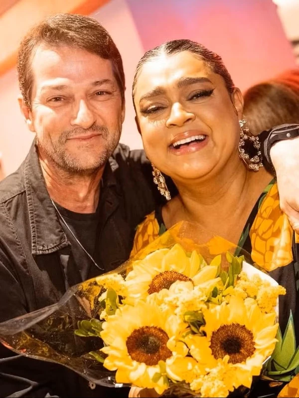 Preta Gil e Marcelo Cerrado por Reprodução
